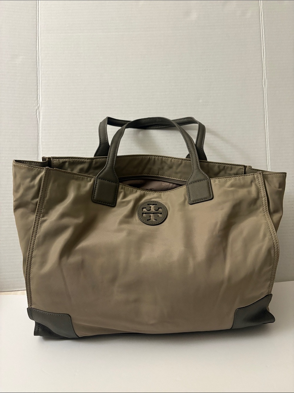 Tory Burch Foldable Men’s Women’s Taupe Nylon Tote Bag